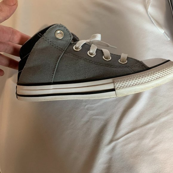 Boys Sz 1 Chuck Taylor Converse All Star Axel Street Urchin Canvas Mid Shoes New - Picture 13 of 15